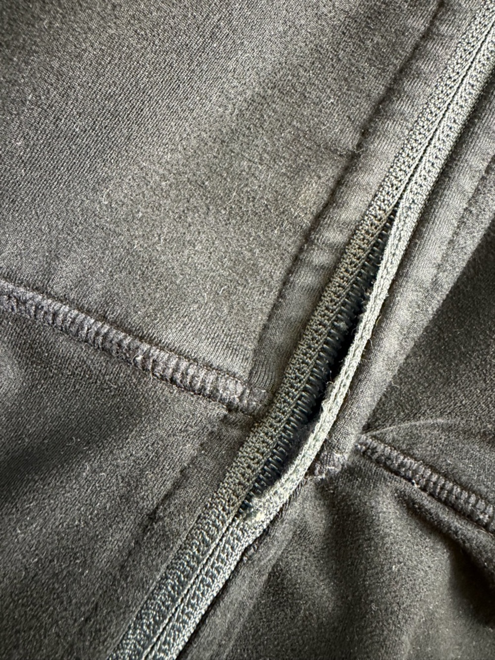 Vuori Men’s Hoodie Full Zip Closure black large - Picture 5 of 9